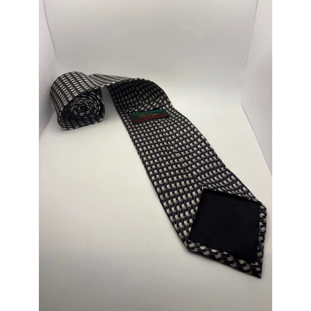 Di Capri Mens Silk Tie Navy Blue Silver Geometric Wavy Pattern Hand Made 4 Inch